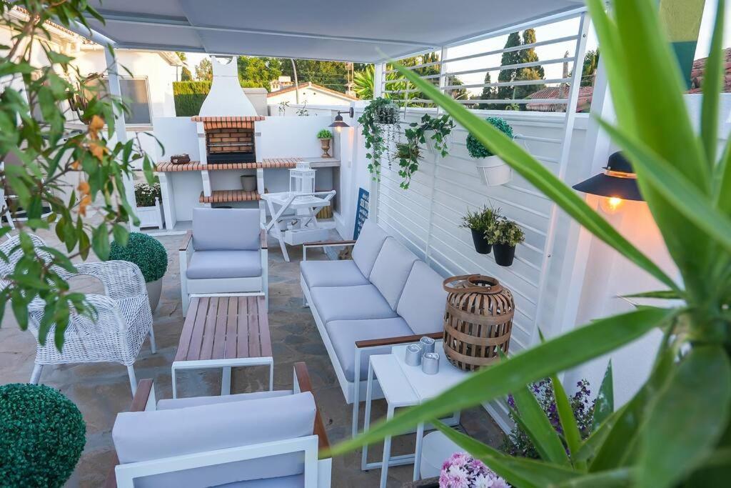 Villa Casacara Marbella Beachside Costabella -Spain Zewnętrze zdjęcie