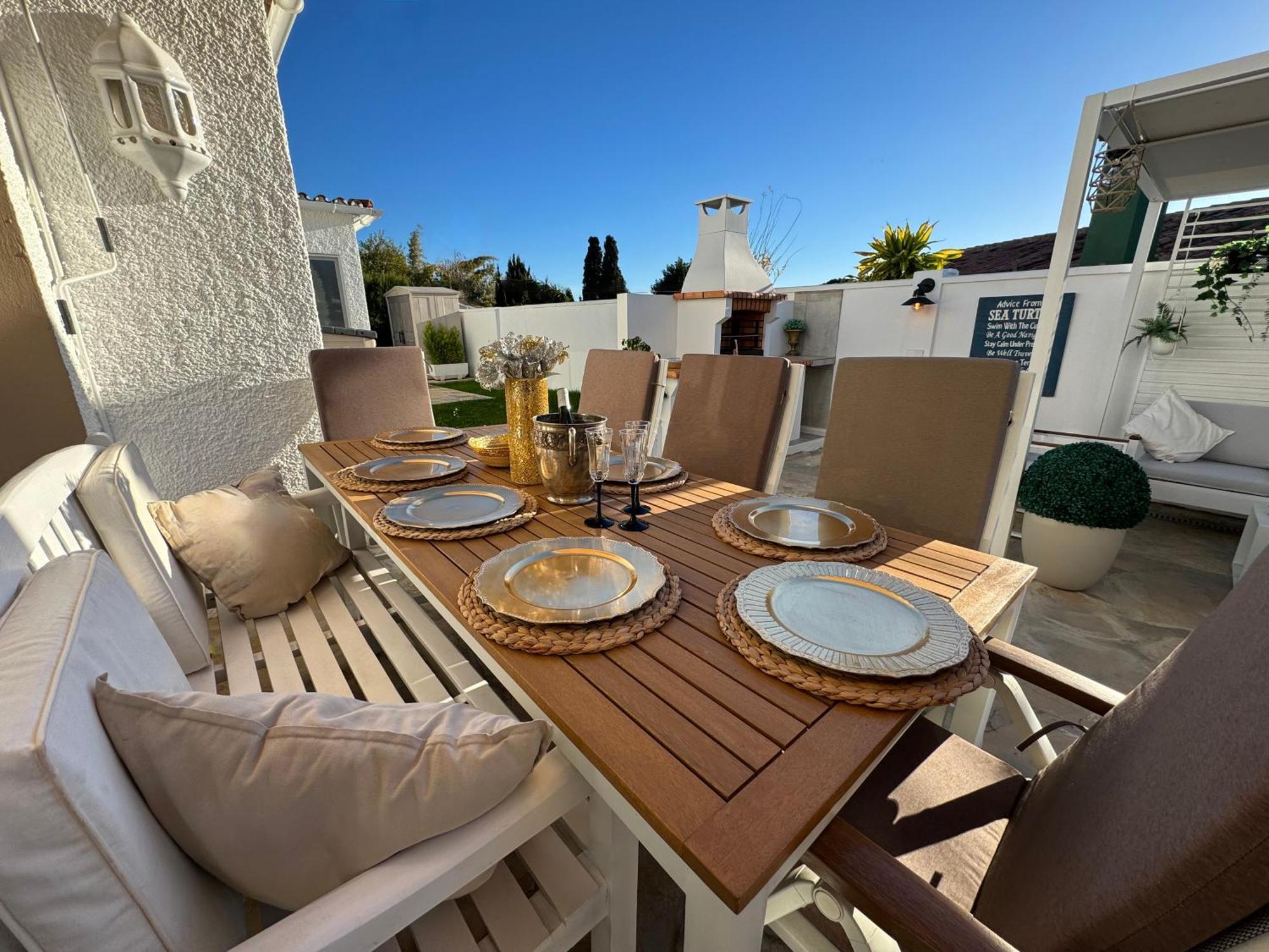 Villa Casacara Marbella Beachside Costabella -Spain Zewnętrze zdjęcie
