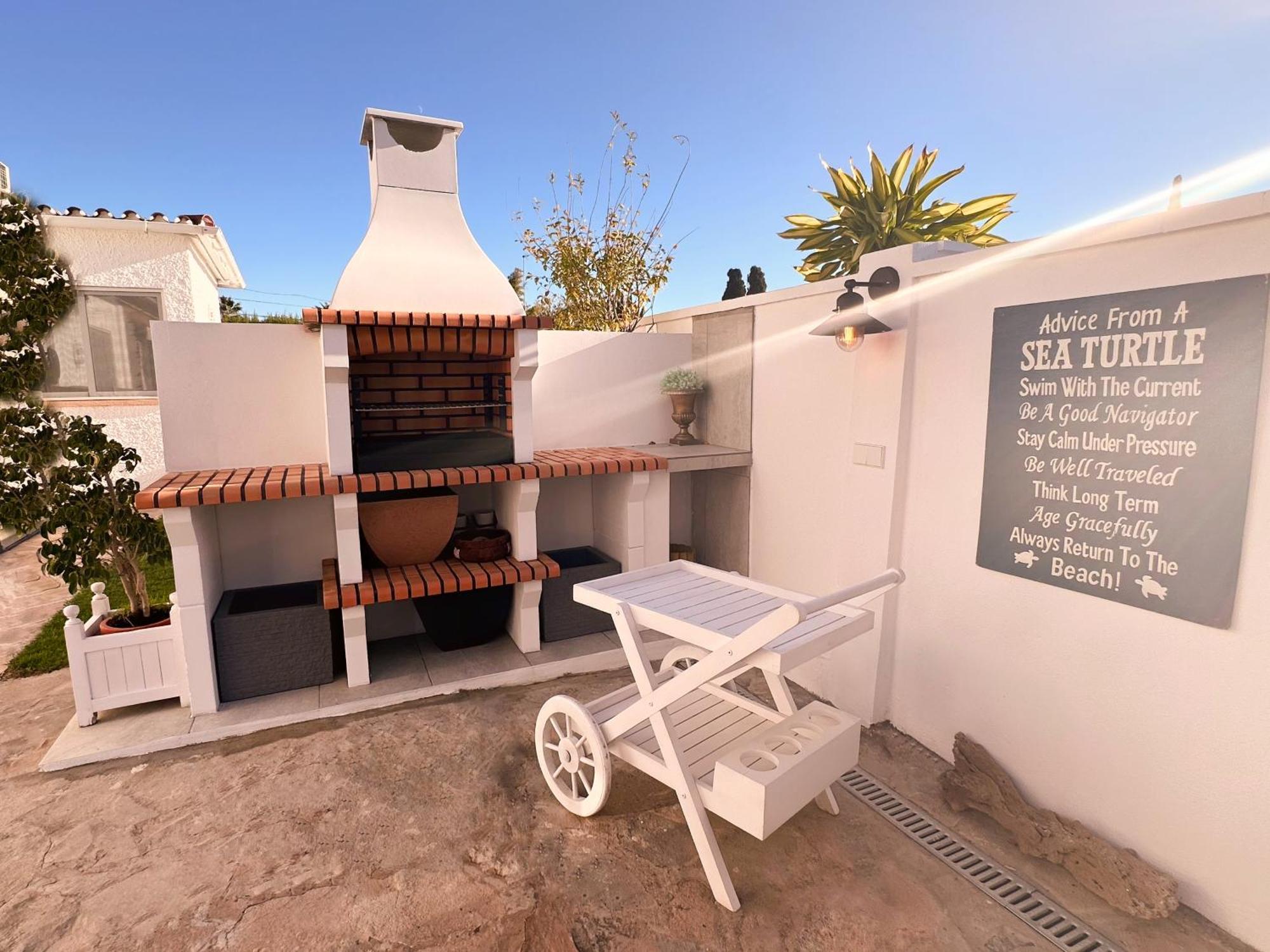 Villa Casacara Marbella Beachside Costabella -Spain Zewnętrze zdjęcie