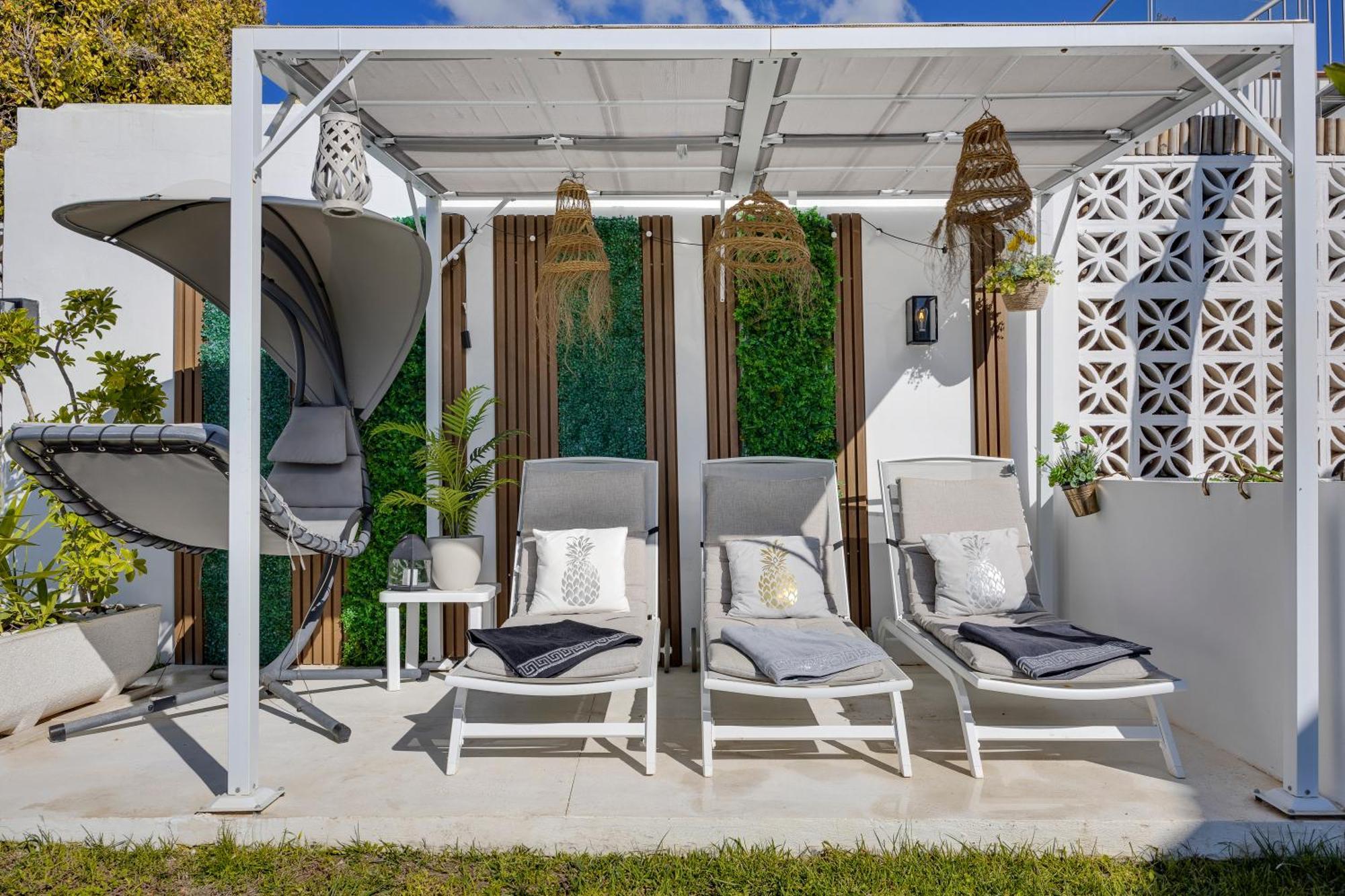 Villa Casacara Marbella Beachside Costabella -Spain Zewnętrze zdjęcie