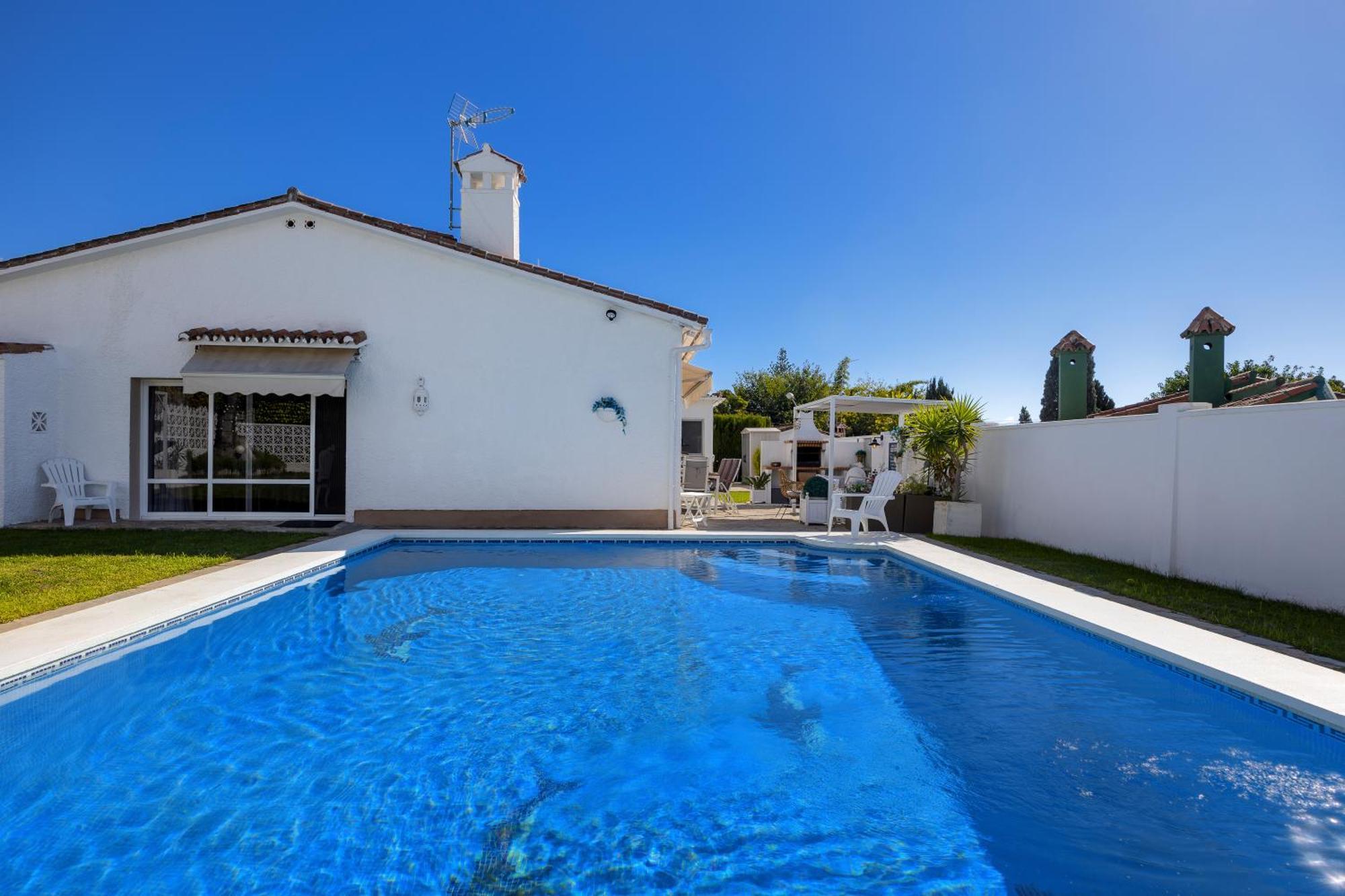 Villa Casacara Marbella Beachside Costabella -Spain Zewnętrze zdjęcie
