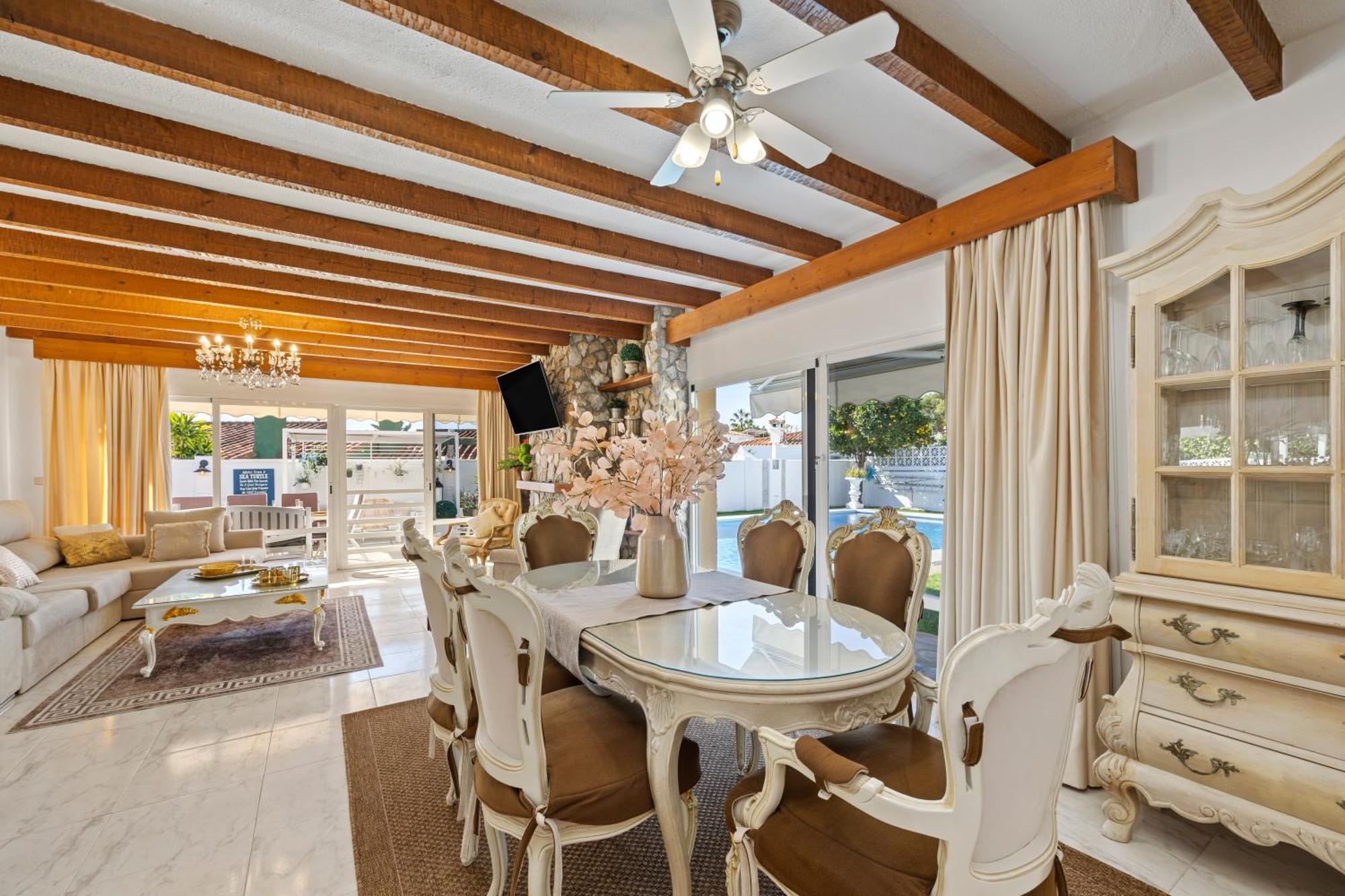 Villa Casacara Marbella Beachside Costabella -Spain Zewnętrze zdjęcie