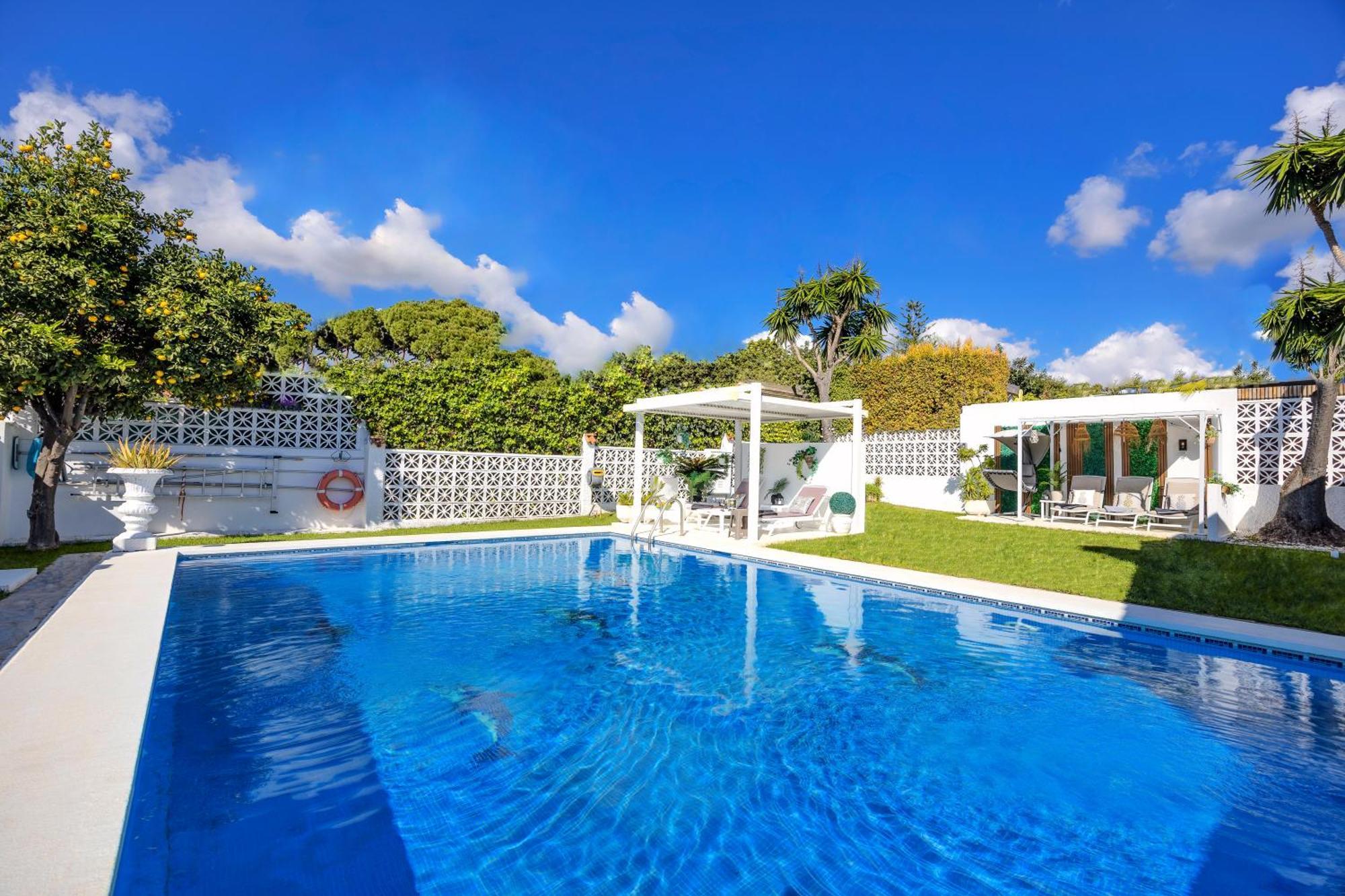 Villa Casacara Marbella Beachside Costabella -Spain Zewnętrze zdjęcie