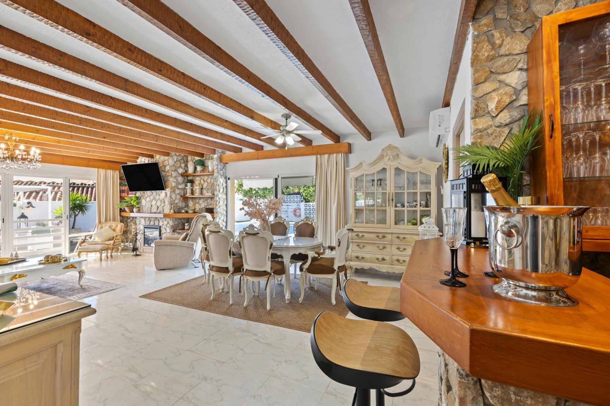 Villa Casacara Marbella Beachside Costabella -Spain Zewnętrze zdjęcie